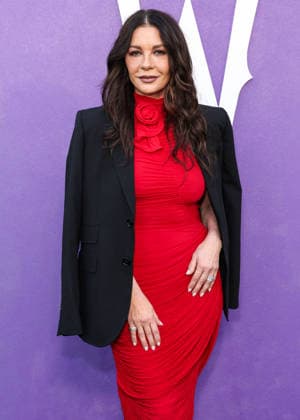 Netflix FYSEE LA - Wednesday Season 2 ATAS Emmy FYC Event HOLLYWOOD, LOS ANGELES, CALIFORNIA, USA - MAY 22: Welsh actress Catherine Zeta-Jones wearing Magda Butrym arrives at the Netflix FYSEE LA - Wednesday Season 2 ATAS (Academy of Television Arts and Sciences) Emmy FYC (For Your Consideration) Event held at the Hollywood Forever Cemetery on May 22, 2026 in Hollywood, Los Angeles, California, United States. Hollywood Hollywood Forever Cemetery California United States Copyright: xXavierxCollin ImagexPressxAgencyx