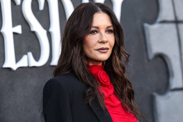Netflix FYSEE LA - Wednesday Season 2 ATAS Emmy FYC Event HOLLYWOOD, LOS ANGELES, CALIFORNIA, USA - MAY 22: Welsh actress Catherine Zeta-Jones wearing Magda Butrym arrives at the Netflix FYSEE LA - Wednesday Season 2 ATAS (Academy of Television Arts and Sciences) Emmy FYC (For Your Consideration) Event held at the Hollywood Forever Cemetery on May 22, 2026 in Hollywood, Los Angeles, California, United States. Hollywood Hollywood Forever Cemetery California United States Copyright: xXavierxCollin ImagexPressxAgencyx