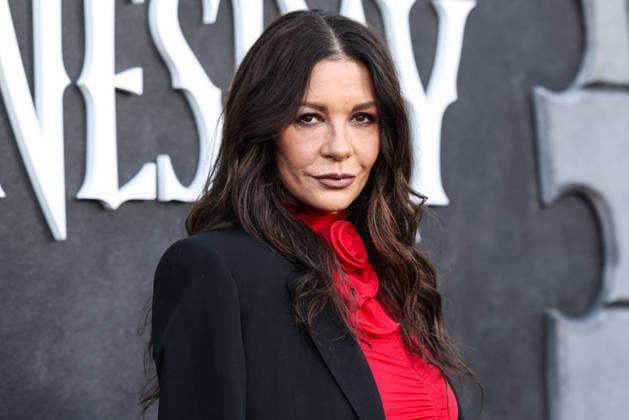 Netflix FYSEE LA - Wednesday Season 2 ATAS Emmy FYC Event HOLLYWOOD, LOS ANGELES, CALIFORNIA, USA - MAY 22: Welsh actress Catherine Zeta-Jones wearing Magda Butrym arrives at the Netflix FYSEE LA - Wednesday Season 2 ATAS (Academy of Television Arts and Sciences) Emmy FYC (For Your Consideration) Event held at the Hollywood Forever Cemetery on May 22, 2026 in Hollywood, Los Angeles, California, United States. Hollywood Hollywood Forever Cemetery California United States Copyright: xXavierxCollin ImagexPressxAgencyx