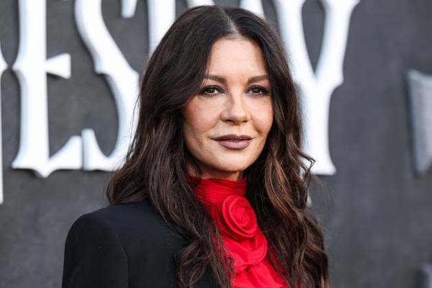 Netflix FYSEE LA - Wednesday Season 2 ATAS Emmy FYC Event HOLLYWOOD, LOS ANGELES, CALIFORNIA, USA - MAY 22: Welsh actress Catherine Zeta-Jones wearing Magda Butrym arrives at the Netflix FYSEE LA - Wednesday Season 2 ATAS (Academy of Television Arts and Sciences) Emmy FYC (For Your Consideration) Event held at the Hollywood Forever Cemetery on May 22, 2026 in Hollywood, Los Angeles, California, United States. Hollywood Hollywood Forever Cemetery California United States Copyright: xXavierxCollin ImagexPressxAgencyx