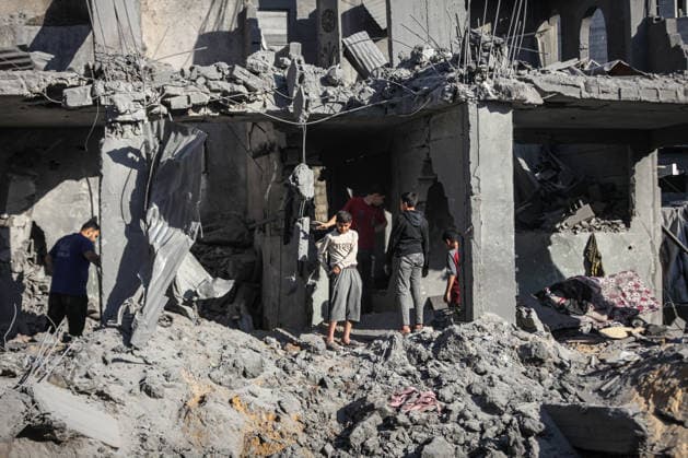 Palestinians inspect damage following Israeli strike in Bureij camp Palestinians inspect damage to homes and streets following an Israeli strike on a house and shops in the Bureij refugee camp in the central Gaza Strip on May 23, 2026. According to residents, the strike came after the collapse of a ceasefire agreement between Hamas and Israel. Photo by Moiz Salhi apaimages Bureij Gaza Strip Palestinian Territory 230526_Al-Bureij_MS_00(26) Copyright: xapaimagesxMoizxSalhixx xapaimagesx