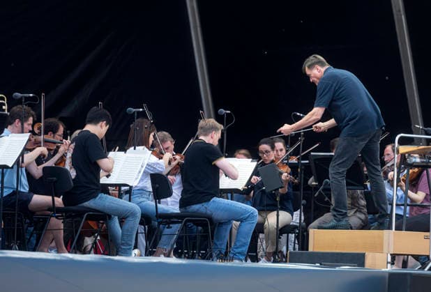 Berlin Germany 23rd May 2026 On the Bebelplatz in the centre of Berlin final preparations are made for the Staatsoper fur alle 2026 concert. Musical director Christian Thielemann puts the orchestra through its paces perfecting every nuance. unter der linden