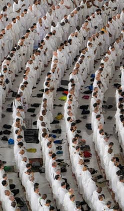 Muslim worshippers perform dawn prayer at Grand Mosque ahead of Hajj Muslim worshippers perform the dawn prayer around the Kaaba, Islam’s holiest shrine, at the Grand Mosque complex in the holy city of Mecca, Saudi Arabia, on May 23, 2026, ahead of the annual Hajj pilgrimage. Photo by SPA Saudi Pess Agency Mecca Mecca Saudi Arabia 230526_Saudi_Arabia_SPA_00(12) Copyright: xSPAxSaudixPessxAgencyxSaudixPressxAgencyx xapaimagesx