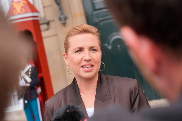 Denmark Politics Acting Prime Minister Mette Frederiksen after her visit to the King at Amalienborg Palace in Copenhagen, Denmark, Saturday, May 23, 2026. After Saturday s royal round, it is clear that acting Prime Minister Mette Frederiksen (S) is once again the royal investigator pointed to form a new Danish government. , Copenhagen Denmark *** Denmark Politics Acting Prime Minister Mette Frederiksen after her visit to the King at Amalienborg Palace in Copenhagen, Denmark, Saturday, May 23, 2026 After Saturday s royal round, it is clear that acting Prime Minister Mette Frederiksen S is once again the royal investigator pointed to form a new Danish government , Copenhagen Denmark  Copyright: EmilxHelmsx spdk20260523-142213-L