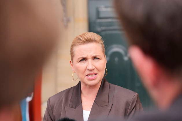 Denmark Politics Acting Prime Minister Mette Frederiksen after her visit to the King at Amalienborg Palace in Copenhagen, Denmark, Saturday, May 23, 2026. After Saturday s royal round, it is clear that acting Prime Minister Mette Frederiksen (S) is once again the royal investigator pointed to form a new Danish government. , Copenhagen Denmark *** Denmark Politics Acting Prime Minister Mette Frederiksen after her visit to the King at Amalienborg Palace in Copenhagen, Denmark, Saturday, May 23, 2026 After Saturday s royal round, it is clear that acting Prime Minister Mette Frederiksen S is once again the royal investigator pointed to form a new Danish government , Copenhagen Denmark  Copyright: EmilxHelmsx spdk20260523-142344-L