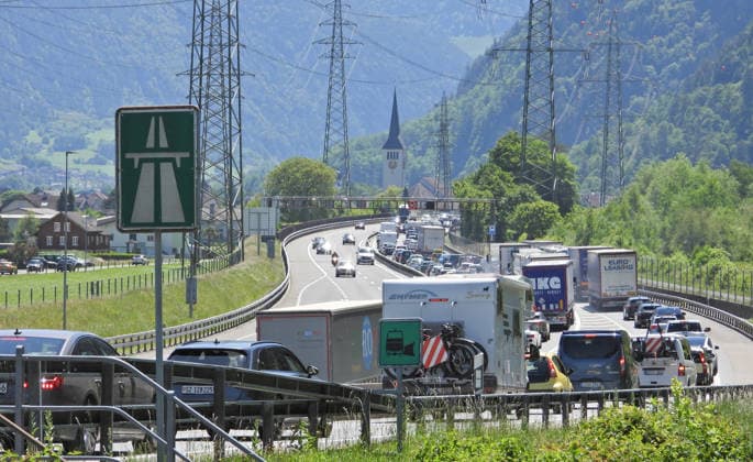 23.05.2026 Schweiz Kanton Uri Stau.. Bild. Pfingststau auf der Gotthardautobahn. *** 23 05 2026 Switzerland Canton Uri Traffic jam picture Whitsun traffic jam on the Gotthard highway 