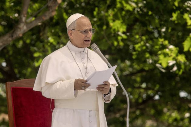 Pope Leo XIV in Acerra ACERRA, ITALY - MAY 23: Pope Leo XIV is seen during the meeting with the faithful in Calipari square in Acerra, Italy, on May 23, 2026. Pope Leo XIV visited Acerra, located in the heart of the so-called Land of Fires , sadly known for the environmental pollution generated by the illegal burial of toxic waste. Alessio Paduano Anadolu Naples Italy. Editorial use only. Please get in touch for any other usage.  Copyright: x2026xAnadoluxAlessioxPaduanox
