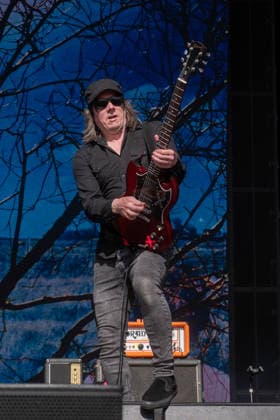 Idlewild at Bearded Theory Festival at Catton Hall in Walton upon Trent, UK on 23 May 2026 Allan Stewart at Idlewild at Bearded Theory Festival at Catton Hall in Walton upon Trent, UK on 23 May 2026, Credit:Stephen Keable Avalon UK, Derbyshire, Walton upon Trent, Catton Hall  Copyright: xStephenxKeablex xAvalonx 1104643379