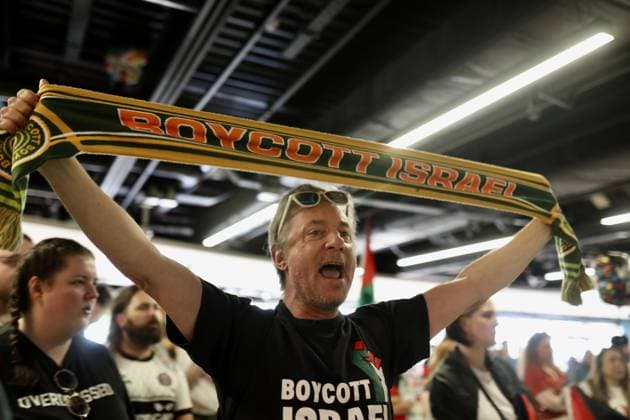 Irish activists arrive in Dublin after being deported from Israel DUBLIN, IRELAND - MAY 23: Supporters waving Palestinian flags welcomed Irish activists as they arrive at Dublin Airport after being deported from Israel following participation in Global Sumud Flotilla, in Dublin, Ireland on May 23, 2026. Among those returning was Margaret Connolly, sister of current Irish President Catherine Connolly, who was among the 11 deported activists. Mostafa Darwish Anadolu Dublin Ireland. Editorial use only. Please get in touch for any other usage.  Copyright: x2026xAnadoluxMostafaxDarwishx