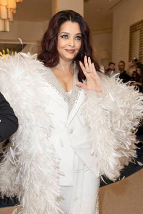 Cannes Aishwarya Rai exits Martinez MP CANNES, FRANCE - MAY 23: Aishwarya Rai leaves the Martinez Hotel to attend the closing awards ceremony during the 79th Cannes Film Festival on May 23, 2026 in Cannes, France. Photo by Marco Piovanotto Abacapress.com Cannes France  Copyright: xPiovanottoxMarco ABACAx