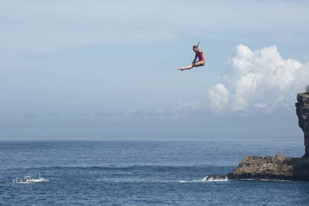 May 23, 2026, Klungkung, Bali, Indonesia: Ginni Van Katwijk of Netherland dives from the 21-meter platform during the final round of the Red Bull Cliff Diving World Series at Broken Beach in Nusa Penida, Bali, Indonesia. Klungkung Indonesia - ZUMAp229 20260523_zip_p229_014 Copyright: xLanaxPriatnax