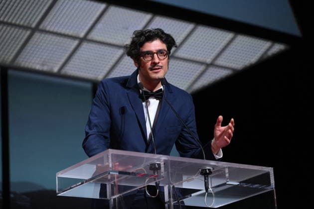 Cannes - Closing Ceremony Argentine director Federico Luis celebrates on stage after winning the Short Film Palme d Or for the film For the Opponents (Para los contrincantes) during the closing ceremony of the 79th edition of the Cannes Film Festival in Cannes, France on May 23, 2026. Photo by Eliot Blondet ABACAPRESS.COM Cannes France  Copyright: xBlondetxEliot ABACAx