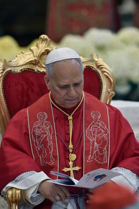 ITALY - POPE LEO XIV DURING HIS PASTORAL VISIT TO THE COMMUNITY IF THE LAND OF FIRES - 2026 5 23 Italy, Acerra, Vatican, 2026 5 23. Pope Leo XIV during a pastoral visit to the community of the Land of Fires EDITORIAL USE ONLY - NO BOOKS Copyright: xALESSIAxGIULIANIx