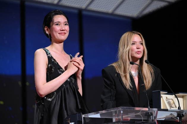 Cannes - Closing Ceremony Japanese actress Tao Okamoto and Belgian actress Virginie Efira celebrate after winning ex-aequo the Best Actress Prize for the film Soudain (All of a Sudden) during the closing ceremony of the 79th edition of the Cannes Film Festival in Cannes, France on May 23, 2026. Photo by Eliot Blondet ABACAPRESS.COM Cannes France  Copyright: xBlondetxEliot ABACAx