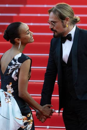 Zoe Saldana et Marco Perego Montée des marches pour la cérémonie de clôture du 79ème Festival International du Film de Cannes, le 23 mai 2026 Olivier Borde Bestimage Red carpet for the closing ceremony of the 79th Cannes International Film Festival Opening ceremony on May 23, 2026 Cannes France  Copyright: xOLIVIERxBORDEx xBESTIMAGExOLIVIERxBORDEx xBESTIMAGEx