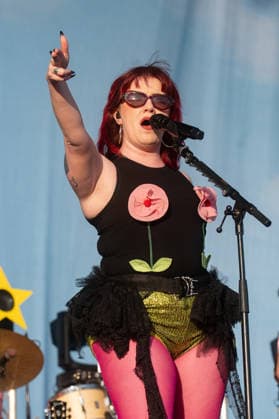 CMAT at Bearded Theory Festival at Catton Hall in Walton upon Trent, UK on 23 May 2026 CMAT (Ciara Mary-Alice Thompson) at CMAT at Bearded Theory Festival at Catton Hall in Walton upon Trent, UK on 23 May 2026, Credit:Stephen Keable Avalon UK, Derbyshire, Walton upon Trent, Catton Hall  Copyright: xStephenxKeablex xAvalonx 1104716074