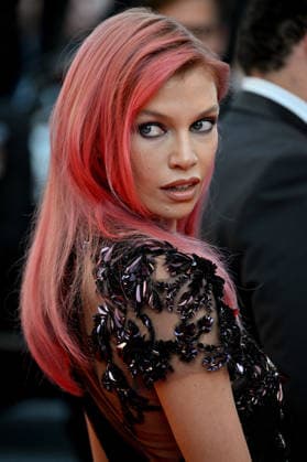 Cannes Closing Ceremony JR Stella Maxwell attending the Closing Ceremony during the 79th Cannes Film Festival in Cannes, France on May 23, 2026. Photo by Julien Reynaud APS-Medias ABACAPRESS.COM Cannes France  Copyright: xReynaudxJulien APS-Medias ABACAx