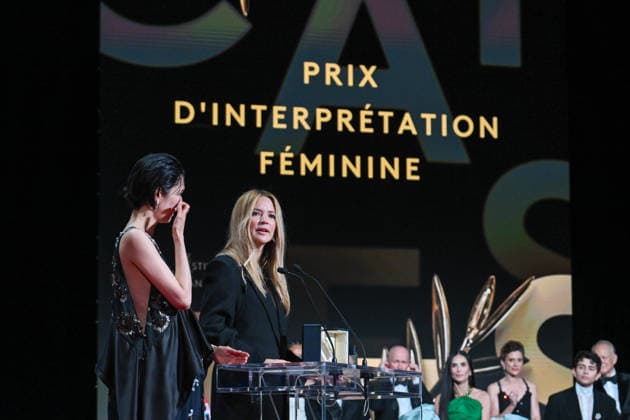 79ème Festival International du Film de Cannes Ceremonie de cloture 79th International Cannes Film Festival Closing Ceremony Prix dinterpretation feminine pour les actrices du film Soudain Best actress award 456713 2026 05 23 France Efira, Virginie Okamoto, Tao  Copyright: xSergexArnalx xStarfacex STAR_456713_056