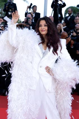 Aishwarya Rai Montée des marches pour la cérémonie de clôture du 79ème Festival International du Film de Cannes, le 23 mai 2026 Olivier Borde Bestimage Red carpet for the closing ceremony of the 79th Cannes International Film Festival Opening ceremony on May 23, 2026 Cannes France  Copyright: xOLIVIERxBORDEx xBESTIMAGExOLIVIERxBORDEx xBESTIMAGEx