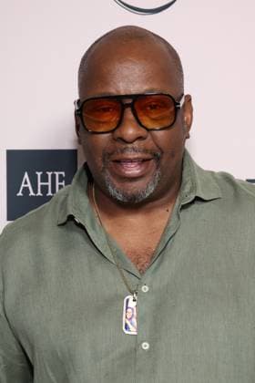 Los Angeles CA May 23: Bobby Brown at the 17th Annual Women of Excellence Awards on May 23, 2026 Credit: USA  - ZUMAa123 20260523_zaa_a123_048 Copyright: xAdMediax