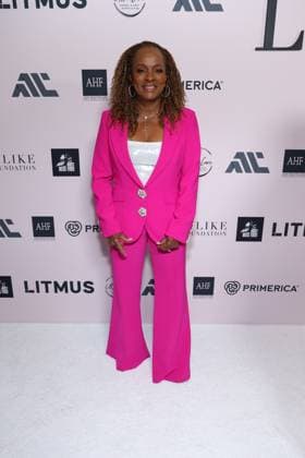 Los Angeles CA May 23: Vanessa Bell Calloway at the 17th Annual Women of Excellence Awards on May 23, 2026 Credit: USA  - ZUMAa123 20260523_zaa_a123_056 Copyright: xAdMediax