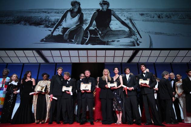 Cannes - Closing Ceremony Winners pose on stage with their awards at the end of the closing ceremony of the 79th edition of the Cannes Film Festival during the closing ceremony of the 79th edition of the Cannes Film Festival in Cannes, France on May 23, 2026. Photo by Eliot Blondet ABACAPRESS.COM Cannes France  Copyright: xBlondetxEliot ABACAx