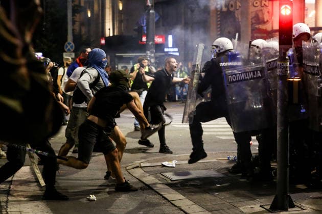 Clashes after student protests in Belgrade BELGRADE, SERBIA - MAY 23: Clashes broke out in central Belgrade between some demonstrators and the police after the student protests ended at Slavija Square, Belgrade, Serbia on May 23, 2026. Filip Stevanovic Anadolu Belgrade Serbia. Editorial use only. Please get in touch for any other usage.  Copyright: x2026xAnadoluxFilipxStevanovicx