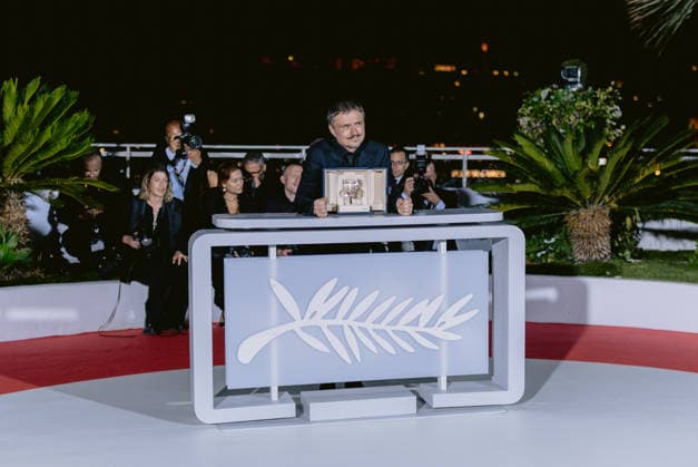 79ème Festival International du Film de Cannes Photocall des Palmes 79th International Cannes Film Festival Photocall with winners 456722 2026 05 23 France Mungiu, Cristian  Copyright: xTerencexBaelenx STAR_456722_059