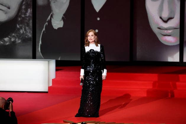 Isabelle Huppert Photocall of the winners of the 79th Cannes International Film Festival On may 23th 2026 Jacovides Moreau Bestimage Photocall of the winners of the 79th Cannes International Film Festival On may 23th 2026 Cannes France  Copyright: xJACOVIDES-MOREAUx xBESTIMAGExJACOVIDES-MOREAUx xBESTIMAGEx