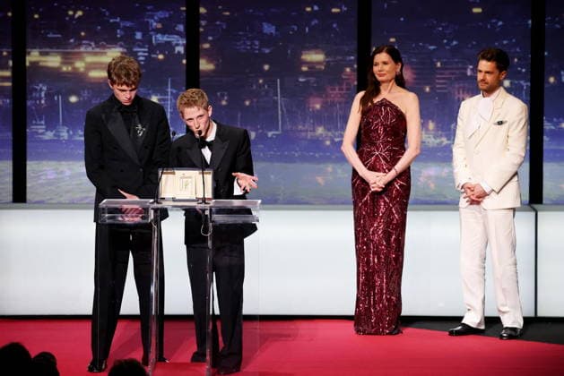 Emmanuel Macchia, Valentin Campagne, Geena Davis, Lukas Dhont Photocall des lauréats des palmes du 79ème Festival International du Film de Cannes Le 23 mai 2026 Jacovides Moreau Bestimage Photocall of the winners of the 79th Cannes International Film Festival On may 23th 2026 Cannes France  Copyright: xJACOVIDES-MOREAUx xBESTIMAGExJACOVIDES-MOREAUx xBESTIMAGEx