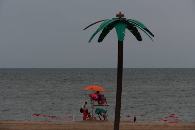 May 23, 2026, New York, New York, USA: Stormy weather, cool temperatures and rip tides resulted in deserted beaches on the first official beach day of the 2026 Summer season in Coney Island, Brooklyn. New York USA  - ZUMAl171 20260523_znp_l171_008 Copyright: xEdnaxLeshowitzx