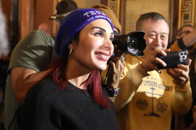 January 10, 2024, Des Moines, Iowa, USA: Political activist LAURA LOOMER appears at a rally opposing the carbon pipeline at the Iowa State Capitol ahead of the Iowa caucuses in Des Moines. Des Moines USA - ZUMAg247 20240110_znp_g247_026 Copyright: xGagexSkidmorex