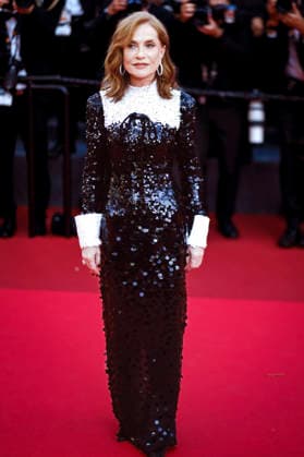 Isabelle Huppert bei der Closing Ceremony mit Preisverleihung vom Festival de Cannes 2026 79. Internationale Filmfestspiele von Cannes im Palais des Festivals. Cannes, 23.05.2026 *** Isabelle Huppert at the Closing Ceremony with Award Ceremony of the Festival de Cannes 2026 79 Cannes International Film Festival at the Palais des Festivals Cannes, 23 05 2026 Foto:xJ.xEdwardsx xFuturexImagex closing_6508