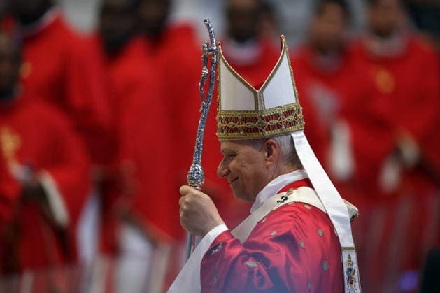IPA85030677 - Vatican City, May 24, 2026: Solemn celebration of the Mass of Pentecost presided over by Pope Leo XIV at the central altar of St. Peter s Basilica. Thousands of faithful took part in the liturgy dedicated to the descent of the Holy Spirit, a central moment in Christian tradition and a symbol of unity and renewal for the universal Church.  Copyright: xmarcoxiacobuccix xmarcoxiacobuccix 85030677