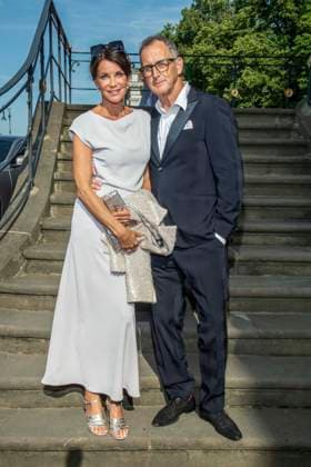 ABB STAATSOPER- Anja Kling und Wolfram Becker Ehepaar zu Gast bei der 20 Jubilaeums Ausgabe Staatsoper fuer Alle mit Giuseppe Verdis Oper Nabucco Freilicht Oper Konzert der Staatsoper Bebelplatz in Berlin am 23.05.2026 Berlin Deutschland *** ABB STAATSOPER Anja Kling and Wolfram Becker couple as guests at the 20th anniversary edition Staatsoper fuer Alle with Giuseppe Verdis opera Nabucco open-air opera concert at the Staatsoper Bebelplatz in Berlin on 23 05 2026 Berlin Germany