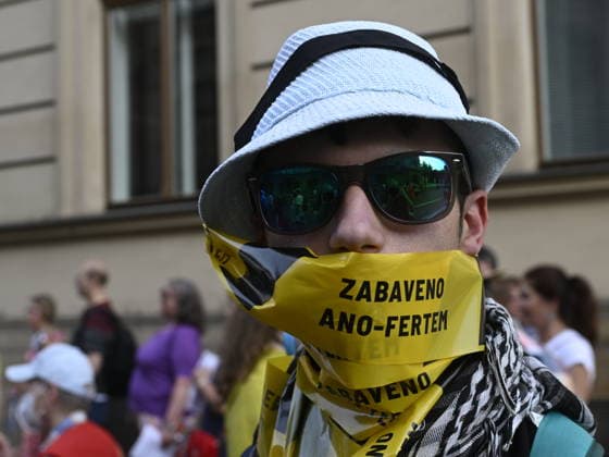 Millions Moments association organises march in Prague to Government Office (photo) in support of public Czech Television and Czech Radio, Prague, Czech Republic, on May 24, 2026. (CTKxPhoto MichalxKrumphanzl) CTKPhotoP2026052405363  CTKPhotoP2026052405363