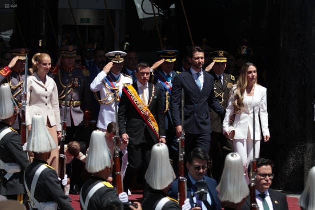 REPORT TO THE NATION ALFOMBRA ROJA May 24, 2026 Entry of authorities, Assembly members and President Daniel Noboa to the plenary session of the Assembly to give the report to the Nation QUITO PICHINCHA ECUADOR POL INFORMEALANACIONALFOMBRAROJA 6bbbbbbbefb105c32758afc32b17edf257 Copyright: xHENRYxLAPOx