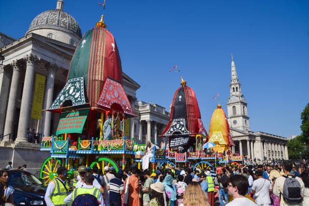 May 24, 2026, London, England, United Kingdom: Chariots arrive in Trafalgar Square during Rathayatra Chariot Festival. Three large chariots, carrying the Deity forms of Jagannatha, Baladeva and Subhadra are pulled through the city and displayed in Trafalgar Square where the main festival takes place annually and is attended by devotees of Krishna. London United Kingdom  - ZUMAv130 20260524_zip_v130_008 Copyright: xVukxValcicx