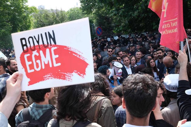 Protests that began at Istanbul Bilgi University™s Santral Istanbul campus following the university™s closure by presidential decree on May 22, 2026 continued into their third day. On Sunday, May 24, extensive security measures were taken around the campus. Police prevented students gathered outside from entering the university grounds. Tensions occasionally flared between shield-carrying police forces and the students. (I Copyright: lkerxErayx-xDepoxPhotos 19108149