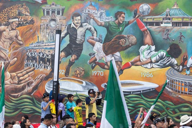May 24, 2026, Mexico City, Mexico: The mural Futbol, recognized as the Guinness World Record largest hand painted brush football mural, was inaugurated in the Martin Carrera neighborhood of Mexico City. Created by Mexican artists, the artwork connects the Mesoamerican ballgame with contemporary football ahead of the 2026 FIFA World Cup. Former soccer players CUAUHTEMOC BLANCO, FRANCISCO KIKIN FONSECA, GERMAN VILLA and ANGEL REYNA attended the event, along with authorities from the Gustavo A. Madero borough and representatives of the Libertad Creativa Intercultural y Objetiva Foundation and the Elena Poniatowska Amor Foundation Mexico City Mexico - ZUMAl178 20260524_znp_l178_031 Copyright: xCristianxLeyvax