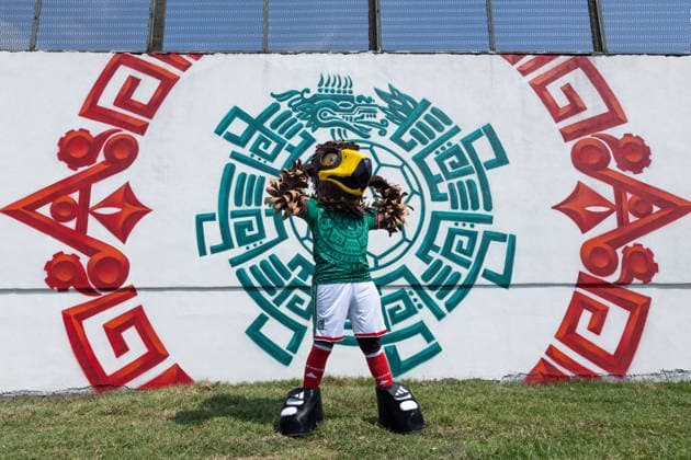 May 24, 2026, Mexico City, Mexico: The mural Futbol, recognized as the Guinness World Record largest hand painted brush football mural, was inaugurated in the Martin Carrera neighborhood of Mexico City. Created by Mexican artists, the artwork connects the Mesoamerican ballgame with contemporary football ahead of the 2026 FIFA World Cup. Former soccer players CUAUHTEMOC BLANCO, FRANCISCO KIKIN FONSECA, GERMAN VILLA and ANGEL REYNA attended the event, along with authorities from the Gustavo A. Madero borough and representatives of the Libertad Creativa Intercultural y Objetiva Foundation and the Elena Poniatowska Amor Foundation Mexico City Mexico - ZUMAl178 20260524_znp_l178_033 Copyright: xCristianxLeyvax