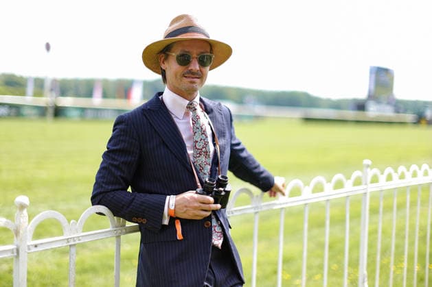 2026.05.25, Fashion-Renntag auf der Galopprennbahn Berlin Hoppegarten - Schauspieler Tom Schilling Berlin Deutschland *** 2026 05 25, Fashion race day at the Berlin Hoppegarten racecourse Actor Tom Schilling Berlin Germany
