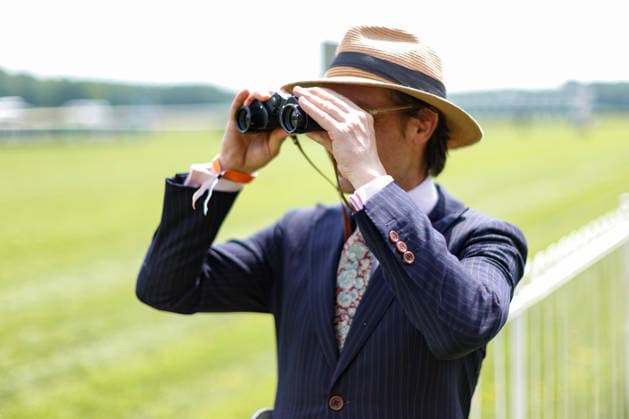 2026.05.25, Fashion-Renntag auf der Galopprennbahn Berlin Hoppegarten - Schauspieler Tom Schilling Berlin Deutschland *** 2026 05 25, Fashion race day at the Berlin Hoppegarten racecourse Actor Tom Schilling Berlin Germany