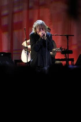 RECORD DATE NOT STATED Robert Plant performs with Saving Grace and Suzi Dian at C6 Fest 2026. Sao Paulo (SP), 05 24 2026 Music C6 Fest British singer Robert Plant performed alongside the Saving Grace project and singer Suzi Dian during the C6 Fest 2026, held this Sunday (May 24, 2026) at Ibirapuera Park in Sao Paulo. The show featured folk, blues, and classic reinterpretations from the artist s repertoire.(Foto: Leco Viana Thenews2 imago images) Robert Plant performs with Saving Grace and Suzi Dian at C6 Fest 2026.  Copyright: xLecoxVianax