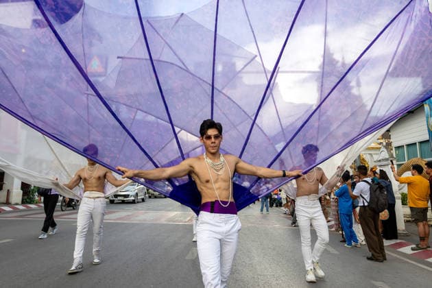 The Chiang Mai Pride Parade 2026 celebrations in Chiang Mai, Thailand - 24 May 2026 Participants perform with large purple fabric props during The Chiang Mai Pride Parade 2026 celebrations. The Chiang Mai Pride Parade 2026 took place in Chiang Mai, Thailand. Chiang Mai province holds Thailandís first Pride Month celebrations annually, promoting gender equality, diversity, and human rights as part of Pride Month activities in northern Thailand. Chiang Mai Thailand Copyright: xPongmanatxTasirix xSOPAxImagesx PTASIRI240526R6II7262