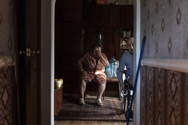 Aftermath of Russian strike in Kramatorsk KRAMATORSK, UKRAINE - MAY 25: Valentina, aged 79, injured at her home, which was damaged following a Russian attack using KAB aerial bombs, in Kramatorsk, Ukraine, 25 May 2026 Diego Herrera Carcedo Anadolu Kramatorsk Ukraine. Editorial use only. Please get in touch for any other usage.  Copyright: x2026xAnadoluxDiegoxHerreraxCarcedox
