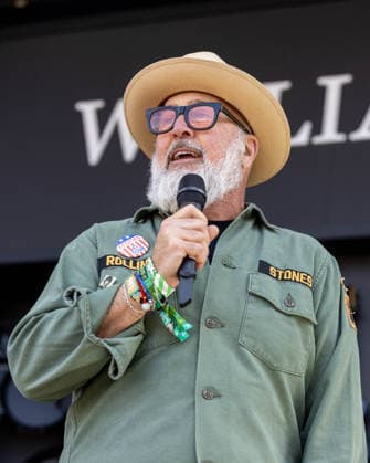 May 24, 2026, Napa, California, U.S: Celebrity chef ANDREW ZIMMERN during the BottleRock Music Festival in Napa, California Napa U.S  - ZUMAs135 20260524_zap_s135_107 Copyright: xDanielxDeSloverx