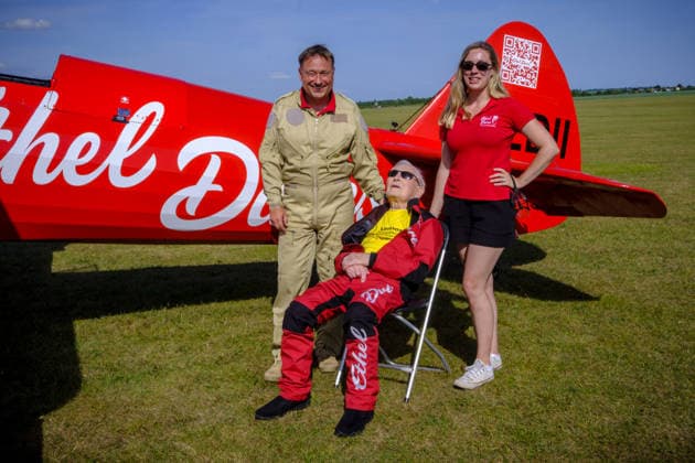 Wing Walker World Record Duxford, UK, 23, May,2026 98-year-old Harry Heasman, became the oldest person to wing walk on an aircraft with the feat officially recognised by Guinness World Records at IWM Duxford  Copyright: xJasonxByex NINTCHDBPICT001083537034