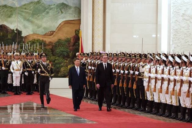 China Serbia 9173131 25.05.2026 Chinese President Xi Jinping, centre left, and Serbian President Aleksandar Vucic, centre right, attend a welcome ceremony, in Beijing, China. Alexey Tashchilin Sputnik Beijing China  Copyright: xAlexeyxTashchilinx