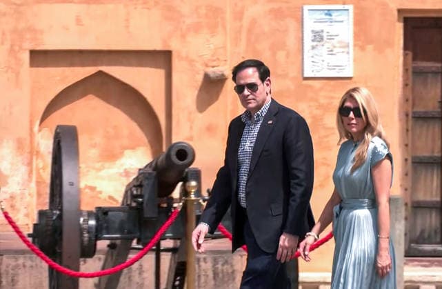 RECORD DATE NOT STATED US Secretary of State Marco Rubio, along with his wife, Jeanette D. Rubio, during their visit to the Gor visit Amber Fort Jaipur, May 25 (ANI): US Secretary of State Marco Rubio, along with his wife, Jeanette D. Rubio, during their visit to the Gor visit Amber Fort, in Jaipur on Monday. (ANI Video Grab) Jaipur Rajasthan India Copyright: xANIx ANI_20260525116